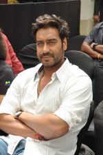 Ajay Devgan at Earth Hour event in Andheri, Mumbai on 22nd March 2013 (10).JPG